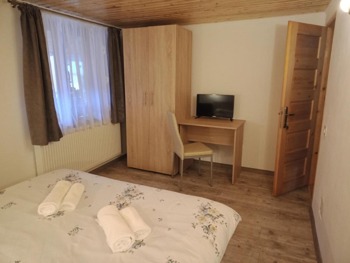 Casa Iulia & Matei Villa Cartisoara Ngoại thất bức ảnh